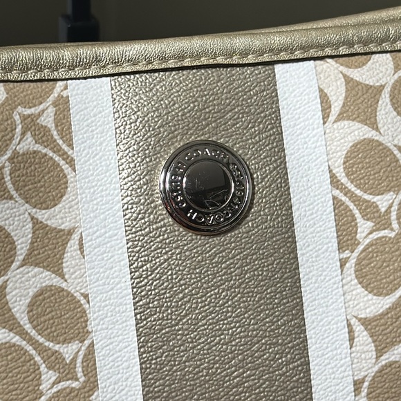 COACH Chelsea Heritage Stripe Hobo/Shoulder Bag - Picture 10 of 17